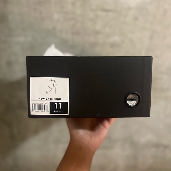 🏷️🔖🎁 New With Box Nude Strappy 4” Heels - Picture 6 of 6